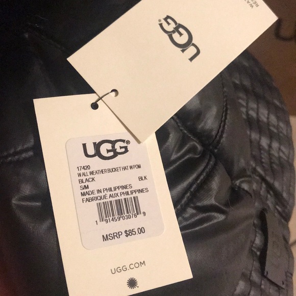 Women’s UGG ALL WEATHER BUCKET HAT W POM BLACK - Picture 7 of 7